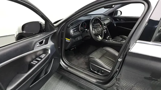 Genesis G70 2.0T AWD 2019 10