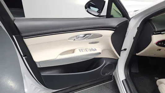 Genesis GV70 2.5T AWD 2022 24