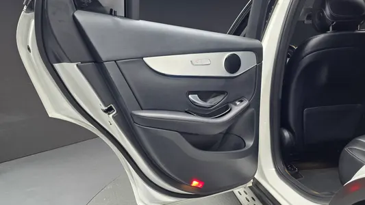 Mercedes-Benz GLC-Class X253 GLC350e 4MATIC 2018 25