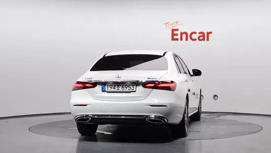 Mercedes-Benz E-Class W213 E350 4MATIC 2021 4