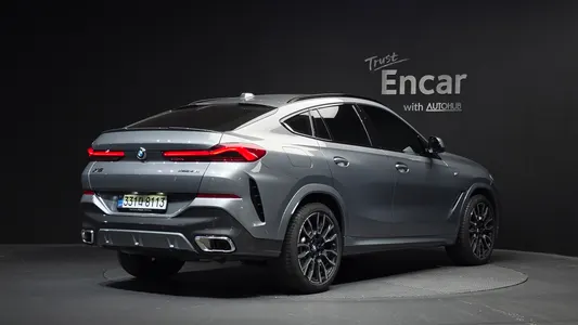 BMW X6 (G06) xDrive40i M 2025