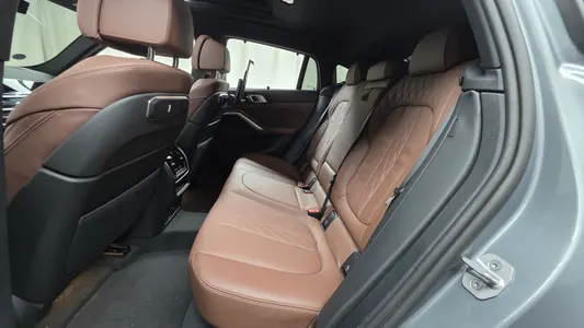 BMW X6 (G06) xDrive40i M 2025 11