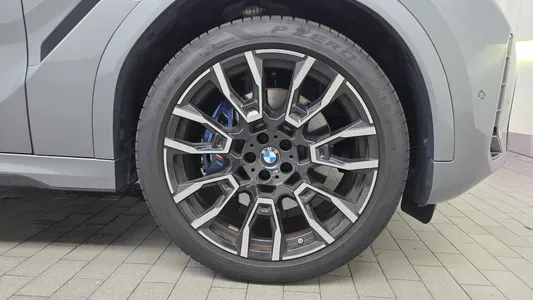 BMW X6 (G06) xDrive40i M 2025 21