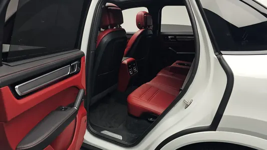 Porsche (PO536) 3.0 2023 26