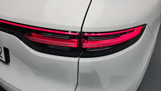Porsche (PO536) 3.0 2023 23