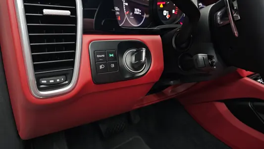 Porsche (PO536) 3.0 2023 29