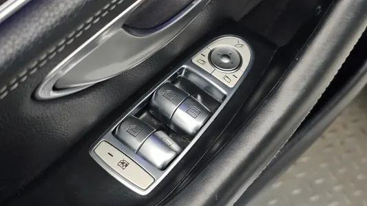 Mercedes-Benz CLS-Class C257 CLS300d 4MATIC 2022 28