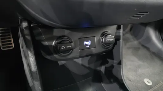 Hyundai 아이오닉 일렉트릭 Q 2020 13