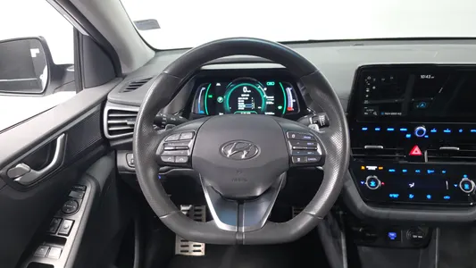 Hyundai 아이오닉 일렉트릭 Q 2020 15