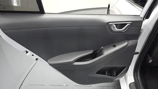 Hyundai 아이오닉 일렉트릭 Q 2020 26