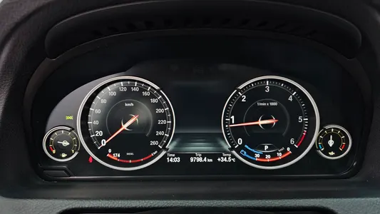 BMW 5 Series GT (F07) GT ED Edition 2013 8