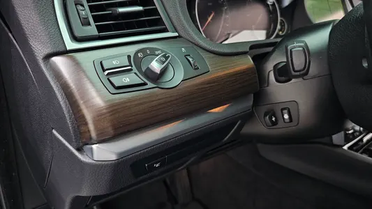 BMW 5 Series GT (F07) GT ED Edition 2013 16