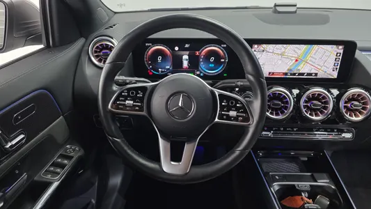 Mercedes-Benz EQA H243 EQA250 2021 13
