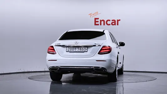 Mercedes-Benz E-Class W213 E300 4MATIC 2019 4
