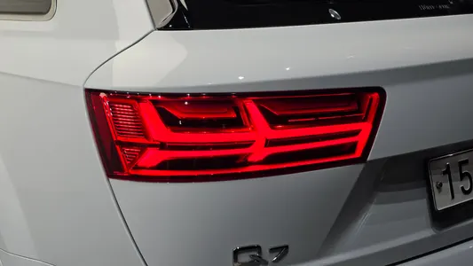 Audi Q7 (4M) 45 TFSI 2019 23