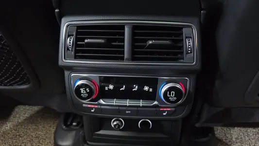 Audi Q7 (4M) 45 TFSI 2019 38