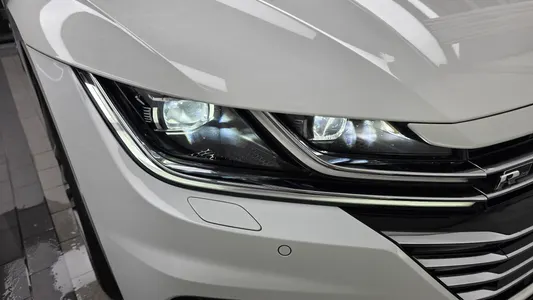 Volkswagen 아테온 2.0 TDI 2019 22