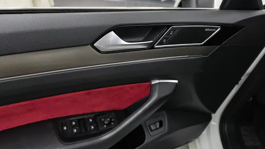 Volkswagen 아테온 2.0 TDI 2019 28