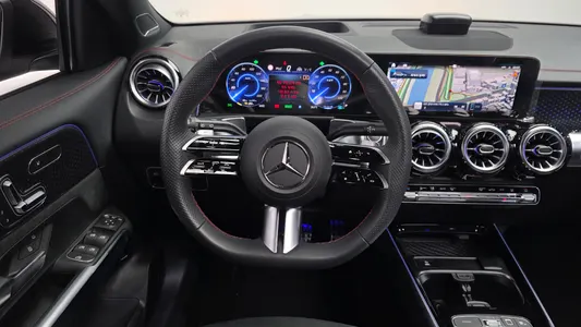 Mercedes-Benz EQB X243 EQB300 4MATIC AMG 2025 13