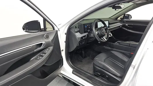 Hyundai (DN8) 2.0 2024 10