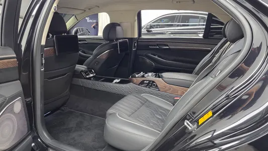 Genesis G90 5.0 AWD 2020 11