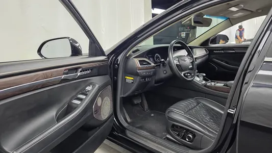 Genesis G90 5.0 AWD 2020 10