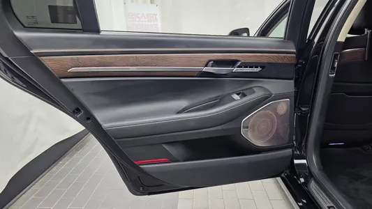 Genesis G90 5.0 AWD 2020 25