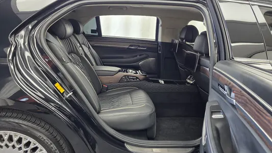 Genesis G90 5.0 AWD 2020 26