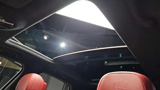 Porsche (PO536) 3.0 2019 18