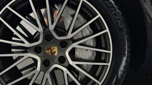 Porsche (PO536) 3.0 2019 29