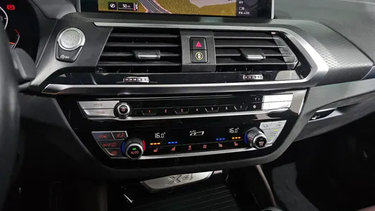 BMW X4 (G02) xDrive20i M X 2021 27