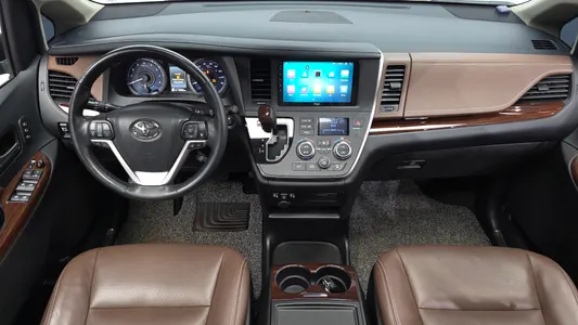 Toyota 시에나 3.5 AWD 2018 7