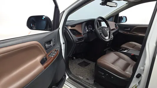 Toyota 시에나 3.5 AWD 2018 10