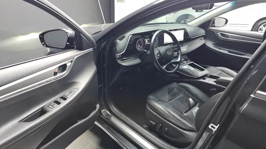 Hyundai IG 3.0 LPi 2020 10