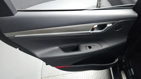 Hyundai IG 3.0 LPi 2020 25