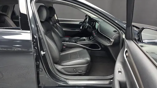 Hyundai IG 3.0 LPi 2020 26