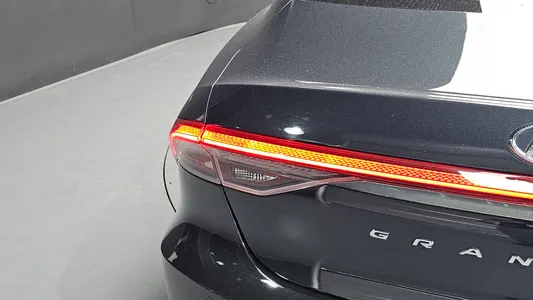 Hyundai IG 3.0 LPi 2020 23