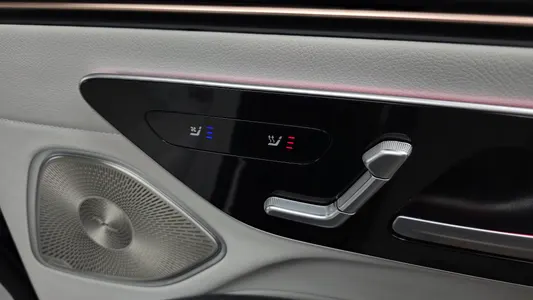 Mercedes-Benz EQS V297 EQS450+ AMG 2022 18
