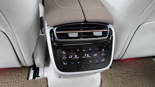 Mercedes-Benz EQS V297 EQS450+ AMG 2022 32