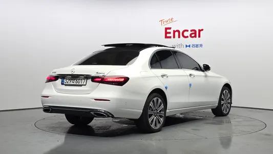 Mercedes-Benz E-Class W213 E450 4MATIC 2021