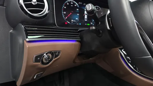 Mercedes-Benz E-Class W213 E450 4MATIC 2021 31
