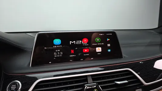 BMW 7 Series (G11) 740i M 2020 27