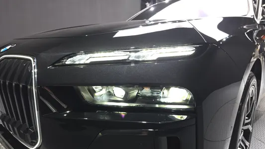 BMW 7 Series (G70) 740i xDrive M 2024 22
