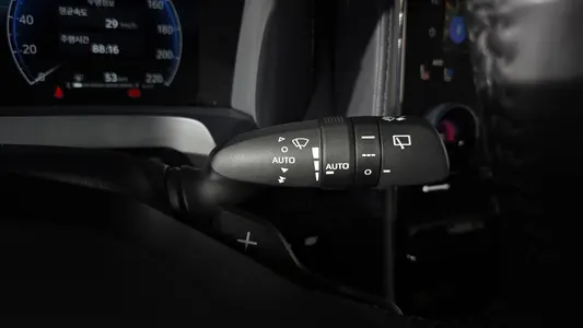 Toyota 4 2.5 HEV AWD 2025 19