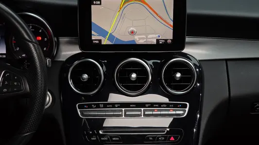 Mercedes-Benz C-Class W205 C220 d 2018 13