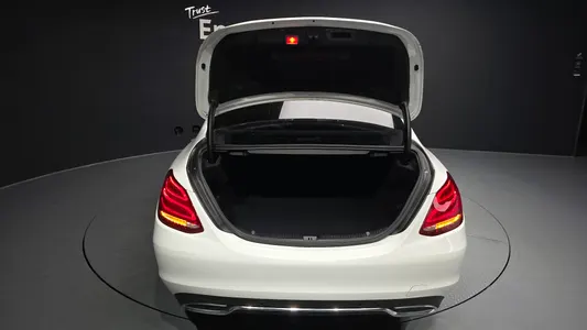 Mercedes-Benz C-Class W205 C220 d 2018 27