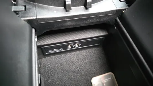 Mercedes-Benz C-Class W205 C220 d 2018 28