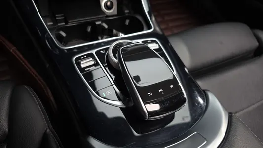 Mercedes-Benz C-Class W205 C220 d 2018 29