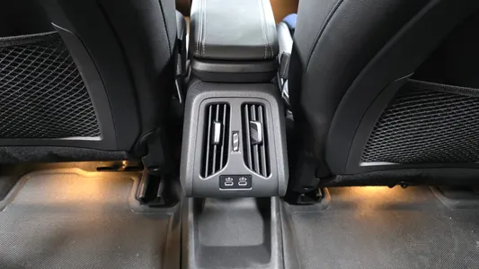 BMW iX1 (U11) xDrive 30 M 2023 36