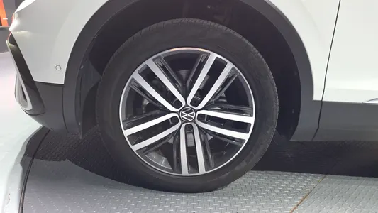 Volkswagen 티구안 올스페이스 2.0 TSI 2023 5